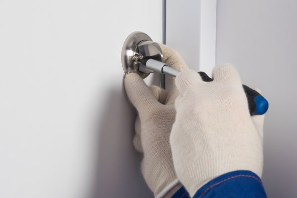 Deadbolt Replacement in Willoughby