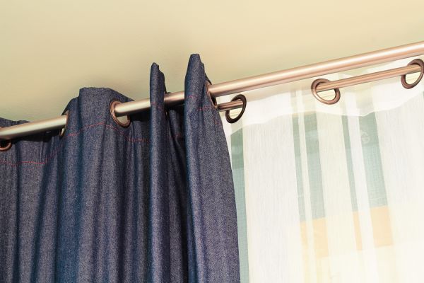 Curtain Rod Replacement in Willoughby